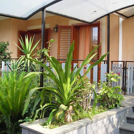 B&B Casansaldo Giarre Dış mekan fotoğraf
