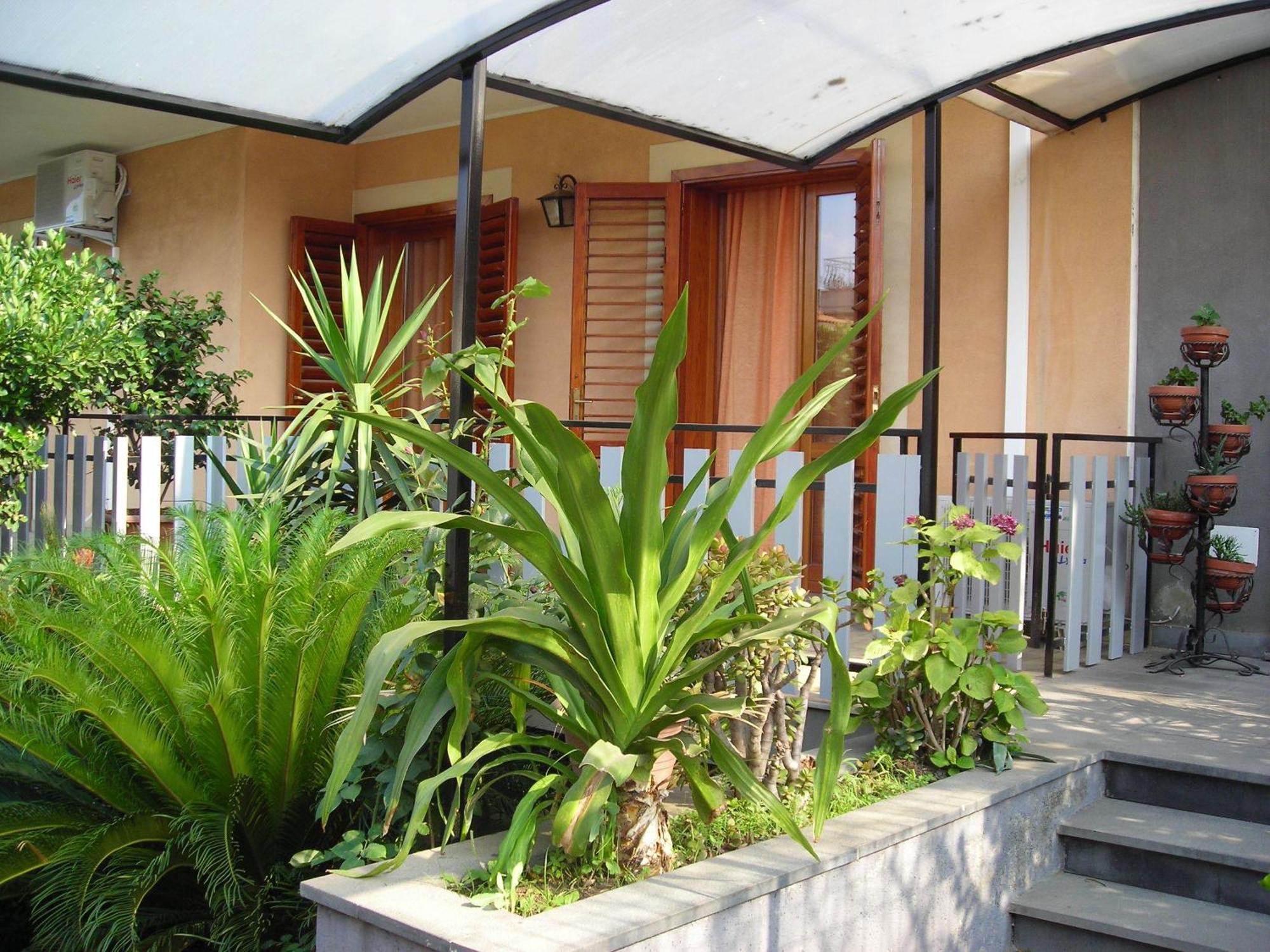 B&B Casansaldo Giarre Dış mekan fotoğraf