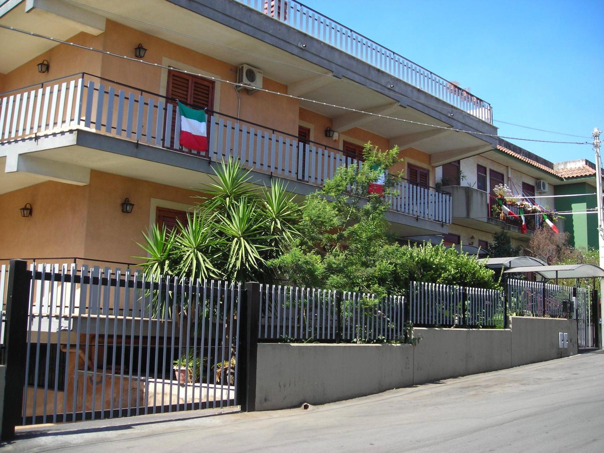 B&B Casansaldo Giarre Dış mekan fotoğraf