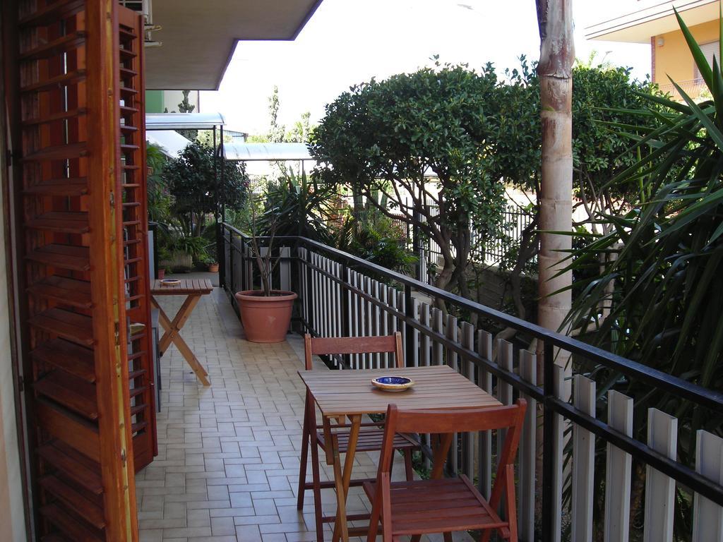 B&B Casansaldo Giarre Dış mekan fotoğraf